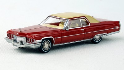 BR18125 HO Scale Brekina 1972 Cadillac Coupe DeVille - Red/Cream