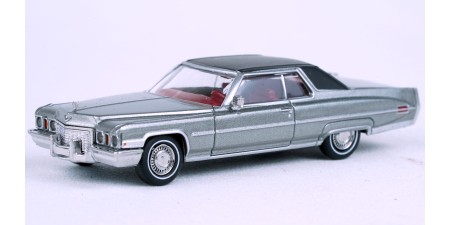 BR18131 HO Scale Brekina 1972 Cadillac Coupe DeVille - Metallic Silver/Black
