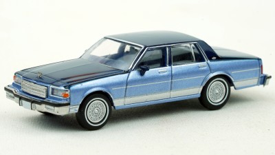 BR19707 - Brekina HO 1987 Chevrolet Caprice Sedan - Metallic Silver Blue/Dark Blue