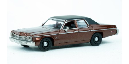 BR18152 HO Scale Brekina 1974 Dodge Monaco - Brown/Black