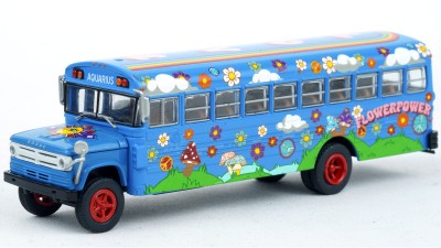 BR61334 HO Scale 1970 Dodge S600 School Bus - Hippie Flower Power