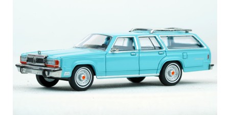 BR19631 HO Scale Brekina 1979 Ford LTD Country Squire Station Wagon - Light Blue