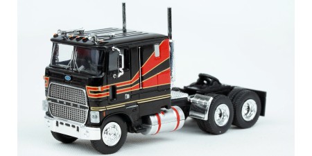 BR85854 HO Scale Brekina Ford CLT-9000 COE Truck Tractor Black/Red