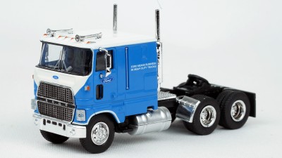 BR85857MCW HO Scale Brekina Ford CLT-9000 COE Truck Tractor "Ford" Blue/White