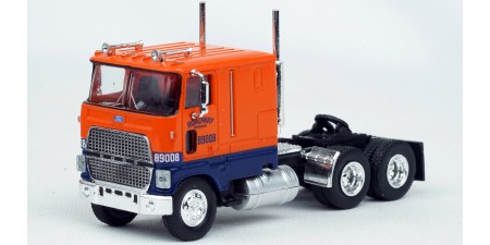 BR85858 HO Scale Brekina Ford CLT-9000 COE Truck Tractor Roadway Express