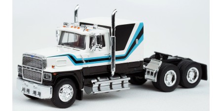 BR85878 HO Scale Brekina Ford LTL-9000 Truck Tractor White/Black/Blue