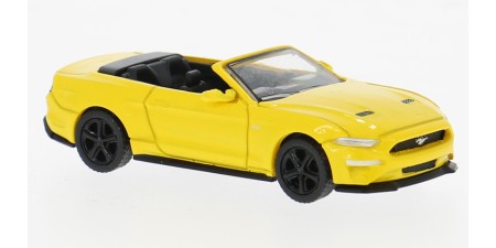 PCX870566 HO Scale Minichamps 2020 Ford Mustang 5.0 Convertible - Yellow PCX870566 HO Scale Minichamps 2020 Ford Mustang 5.0 Convertible - Yellow