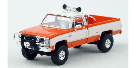 BR19656 - Brekina HO 1981 GMC Sierra Grande Pickup - Orange/White