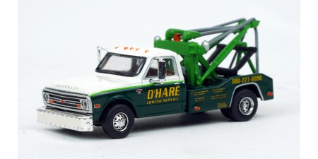 BR19666 - Brekina HO 1968 Chevrolet C30 Tow Truck - O'Hare Towing