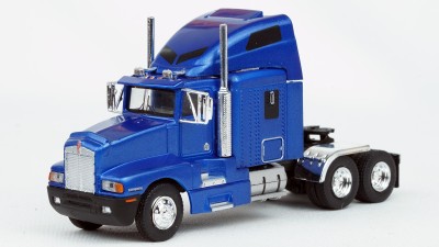 BR85925 HO Scale Brekina Kenworth T600 Sleeper Truck Tractor Metallic Blue