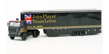BR85681 HO Scale 1973 Volvo F 89 John Player Team Lotus Race Transport