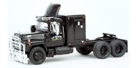BR85800 HO Scale Brekina Mack RS700 Truck Tractor Black "Rubber Duck"