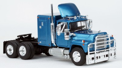 BR85802 HO Scale Brekina Mack RS700 Truck Tractor Metallic Blue