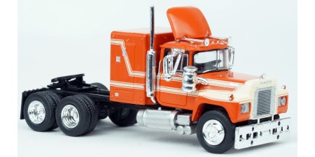 BR85805 HO Scale Brekina Mack RS700 Truck Tractor Orange/Beige