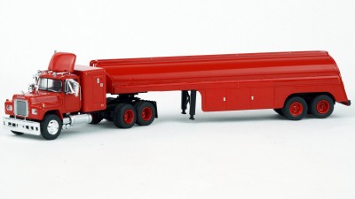 BR85814 HO Scale Brekina Mack RS700 Truck Tractor & Tanker Trailer - Red