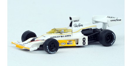 BR22955 HO Scale 1973 McLaren M23 (#8, Peter Revson) Formula 1 Race Car