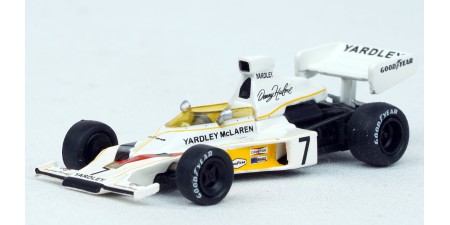 BR22954 HO Scale 1973 McLaren M23 (#7, Denny Hulme) Formula 1 Race Car