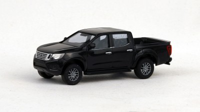 53701 - Busch HO Nissan Frontier/Navarra Pickup - Black