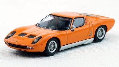 870103021 HO Scale Minichamps 1966 Lamborghini Miura - Orange