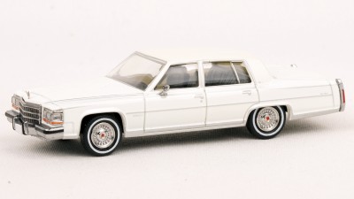 870449 - PCX87 1982 Cadillac Fleetwood Brougham - White