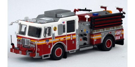 870221 - PCX87 Seagrave Marauder II - FDNY Fire Engine 1 Manhattan (Herald Square)