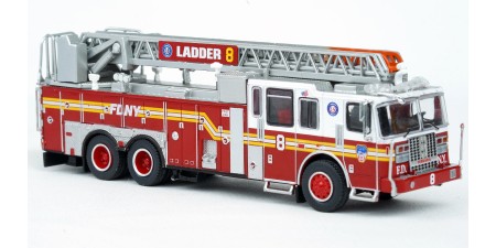 870693 - PCX87 Ferrara Ultra - FDNY Ladder 8 Fire Truck - Manhattan (Tribeca)