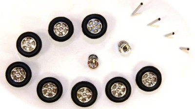 537-5251.16 - HO Scale River Point Station Accessory Pack - Wheel Set, 17" Satin Plated, 5 Spoke