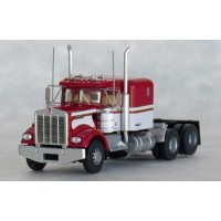 TRW49042 - N Scale Trainworx Kenworth W900 Tandem Axle Truck Tractor 60" Sleeper - Red/White