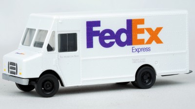 949-12103 Walthers Scenemaster Morgan Olson Route Star Van - FedEx Delivery Truck